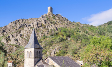 Visiter les villages médiévaux autour du camping 3 étoiles Les Châtaigniers en Ardèche